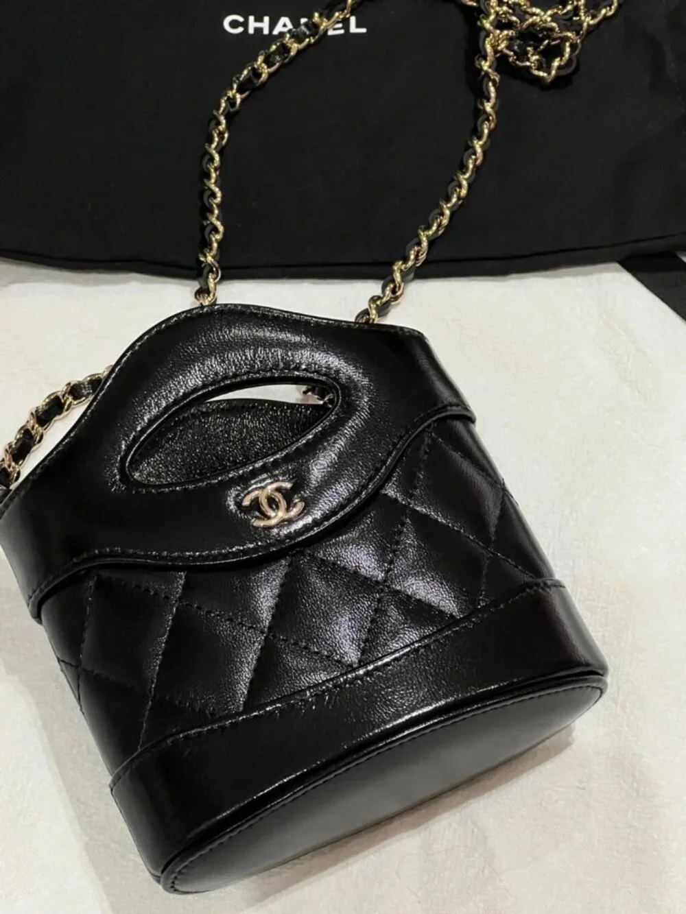 Classic CHANEL Bags: A Stylish and Versatile Choice for Elegance